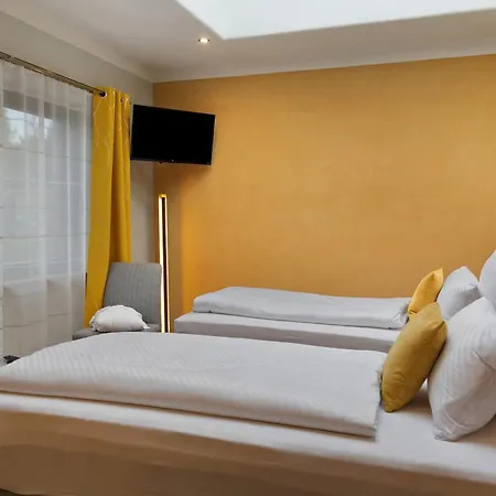 Ferienhaeuser Im Sternenpark Am Nyaraló Lochow